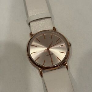 Rose Gold and White Women's Quartz Watchquartz watch